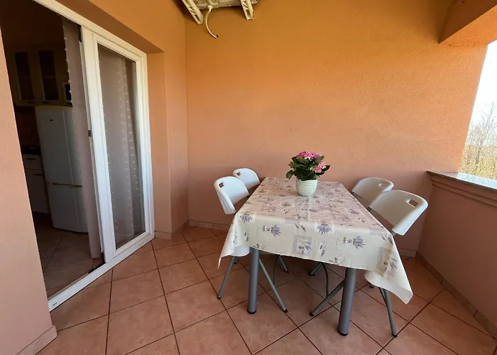 Lilly Привлака